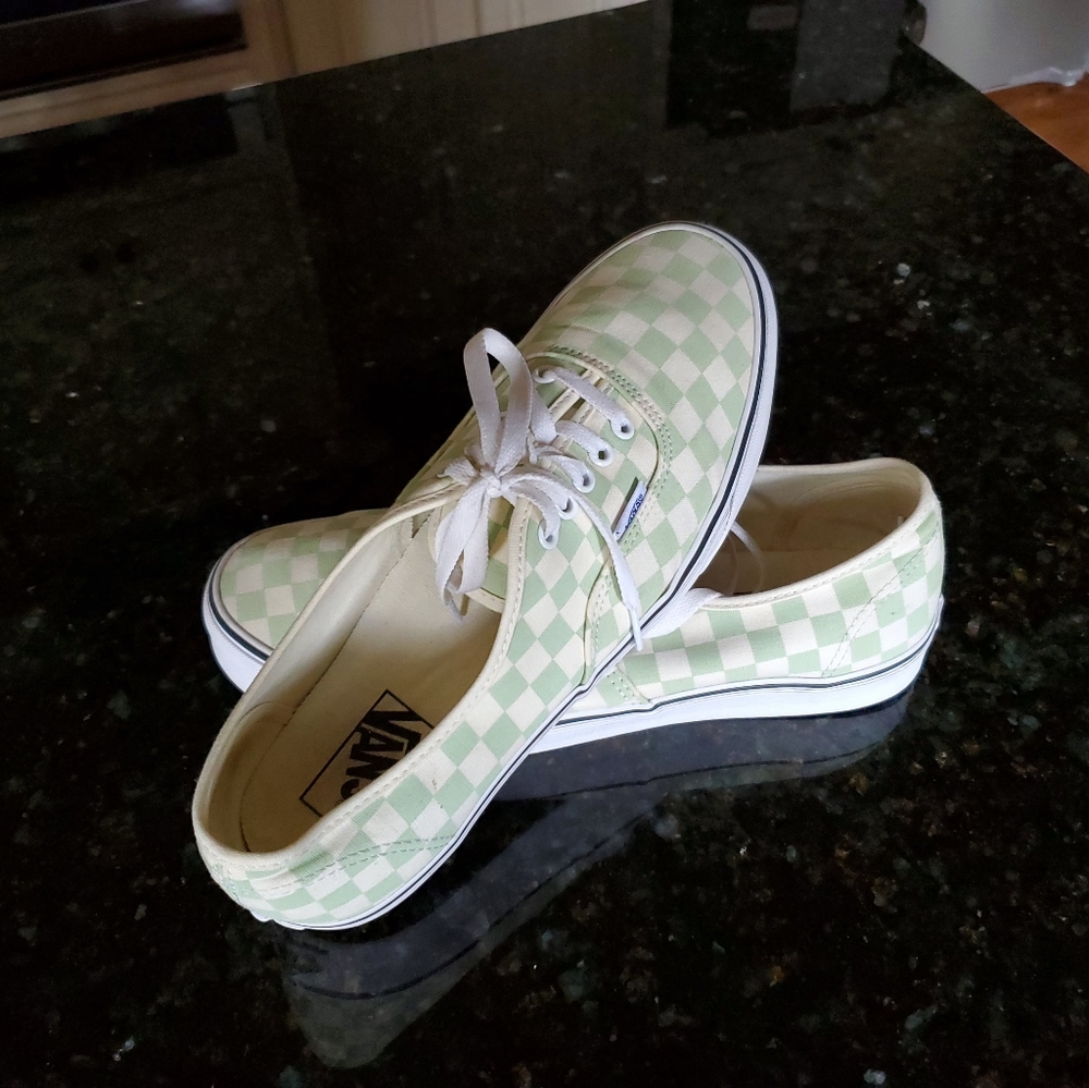 Vans Classics low tops